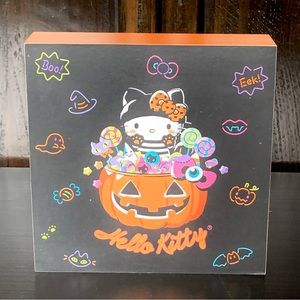 Hello Kitty Cat Costume in Pumpkin Wall Hanging Halloween Block Sign Ghosts Bats